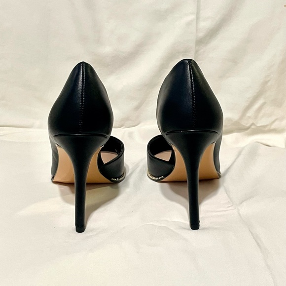 ✨NEW BCBG - Sexy Pointed Toe Pumps - Black - Picture 6 of 15
